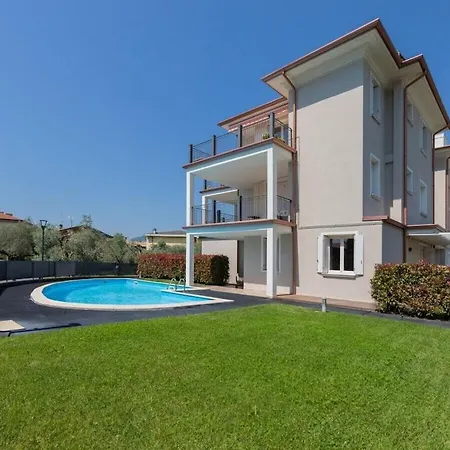 In Beatrice Pt 7 Casa vacanze *